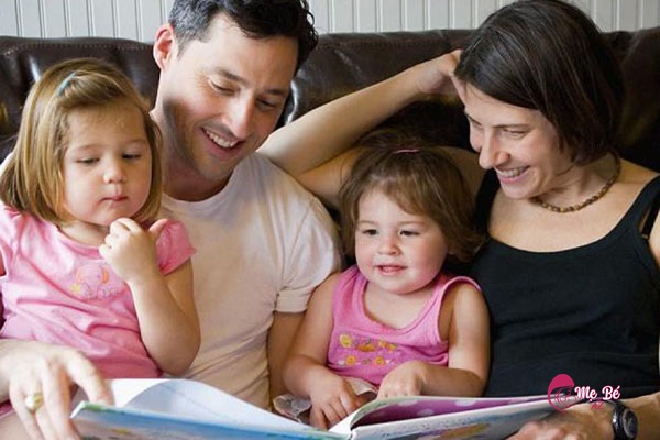 Đọc sách cùng con
