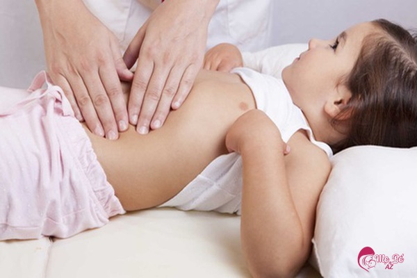 Trẻ 2 Tuổi Hay Bị Nôn Khi Ăn: Nguyên Nhân Và Cách Khắc Phục Trẻ 2 tuổi ăn hay bị nôn dễ mắc bệnh về tiêu hóa
