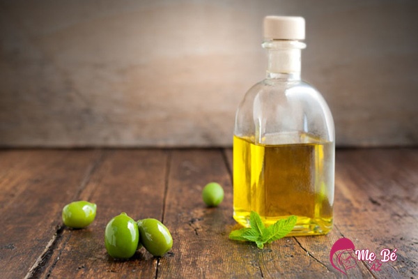 Massage cho trẻ sơ sinh