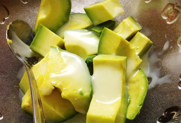 Bà bầu ăn bơ được không?