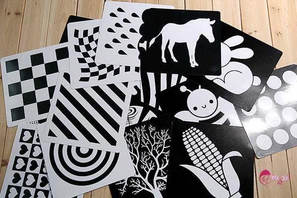 Tranh đen trắng cho bé sơ sinh