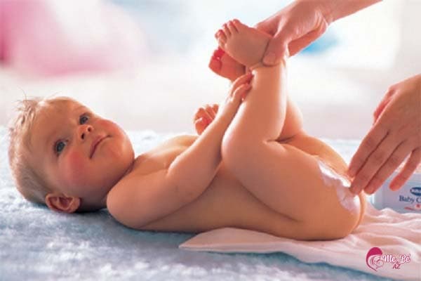 Kem chống hăm cho bé