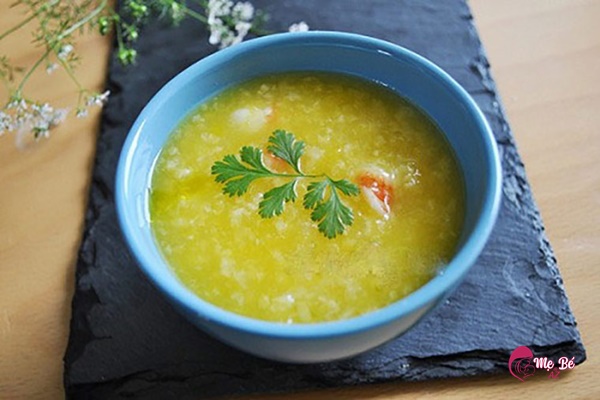 Trứng giàu dinh dưỡng cho bé tập đi