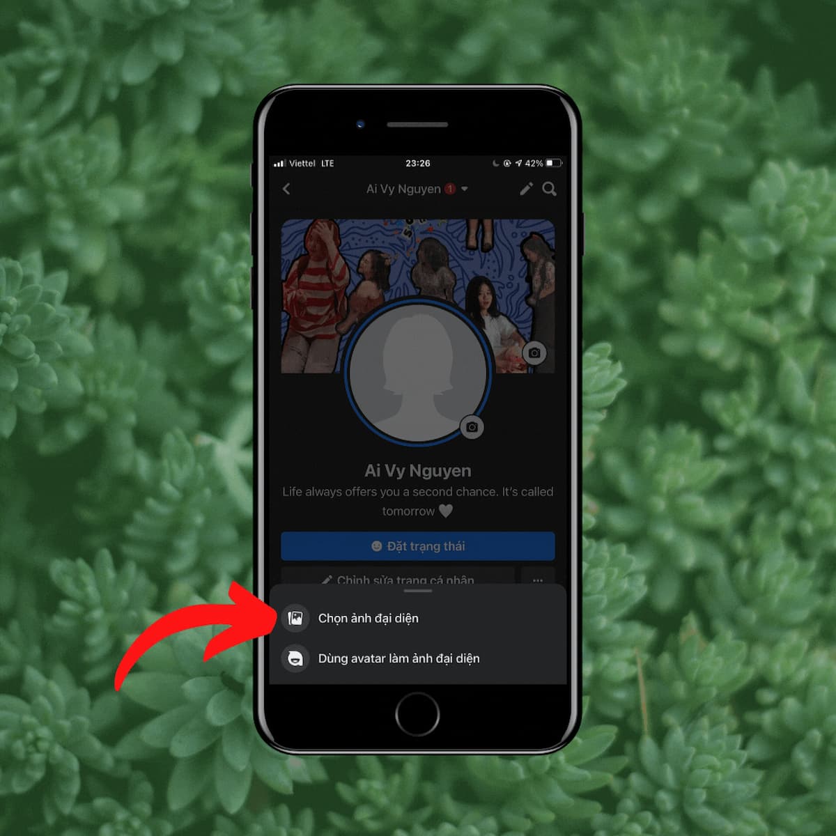 Cách đặt lại ảnh đại diện cũ vẫn giữ like: Nhấn vào mục “Ảnh đại diện”, sau đó chọn ảnh mà bạn muốn đổi.