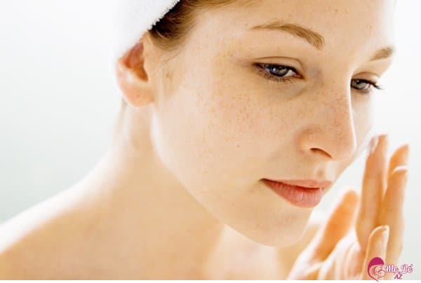 Giữ tinh thần thoải mái giúp cải thiện làn da khi mang thai