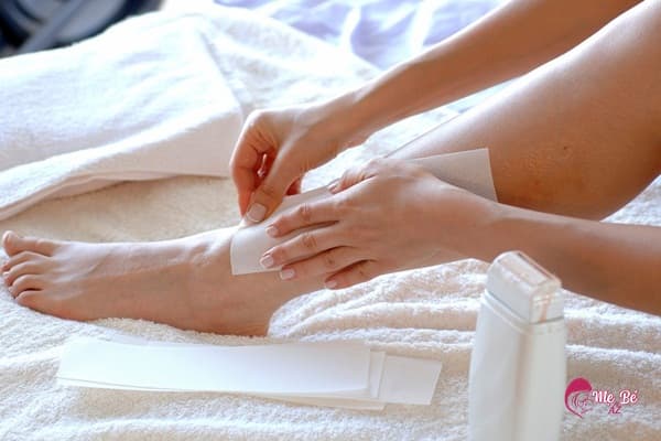 Bà bầu không nên triệt lông bằng hóa chất