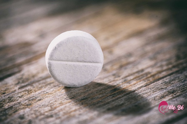 Bà Bầu Uống Paracetamol Được Không? Liều Dùng An Toàn & Lưu Ý Quan Trọng alt text: Tư vấn sử dụng paracetamol cho bà bầu
