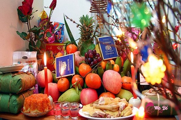 Alt: Mâm cúng lễ hóa vàng ngày Tết