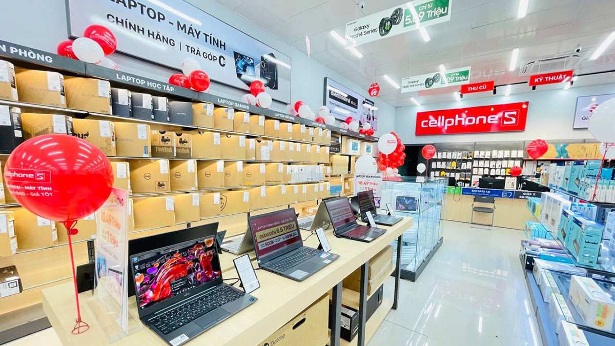 Mua laptop cũ tại cửa hàng uy tín