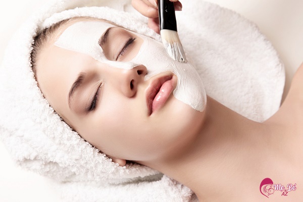 Bí Quyết Làm Đẹp Sau Sinh Với Sữa Tươi: Đơn Giản Và Hiệu Quả Đắp mặt nạ sữa tươi sau sinh