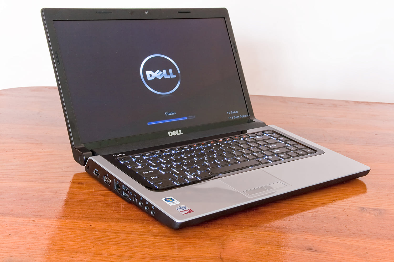 Laptop Dell Studio