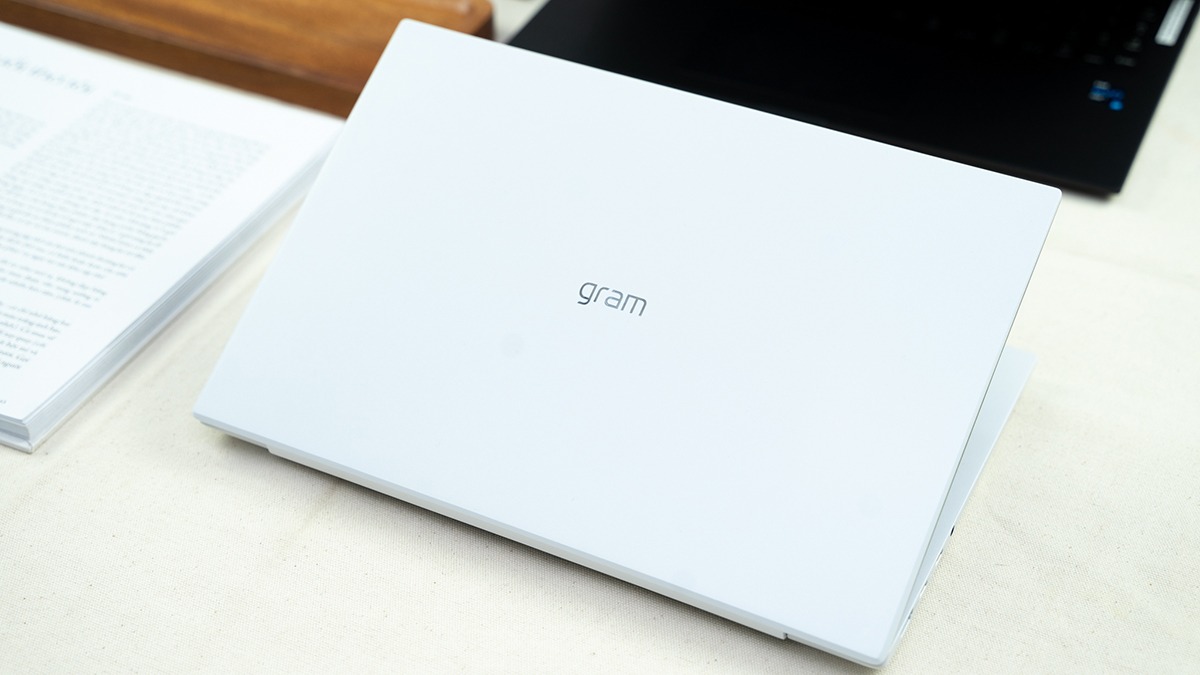 Laptop LG Gram 14 2021