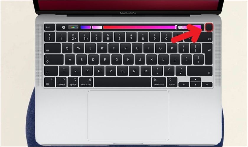 Khắc phục Lỗi Màn Hình MacBook Bị Sọc: Nguyên Nhân và Giải Pháp Reset NVRAM / PRAM