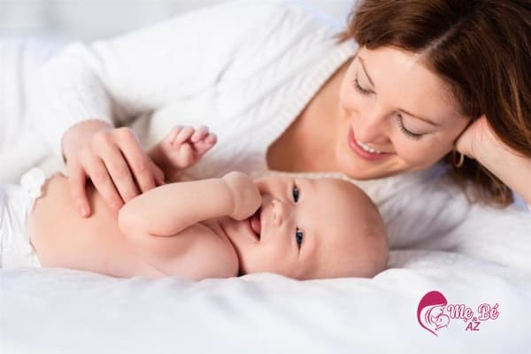 Mẹo tăng cường sữa mẹ cho trẻ sơ sinh
