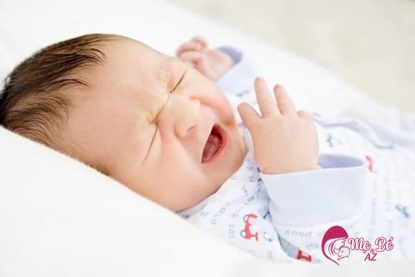 Mẹo chữa nghẹt mũi cho trẻ sơ sinh