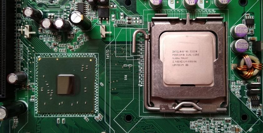 Kinh Nghiệm Chọn Mua Case Máy Tính Cũ Chipset máy tính cũ