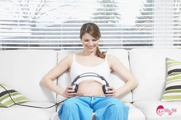 Kiểm soát âm lượng khi cho bé nghe nhạc