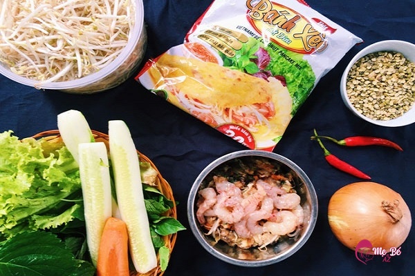 Mẹ sau sinh có ăn được bánh xèo không? Lợi ích và lưu ý