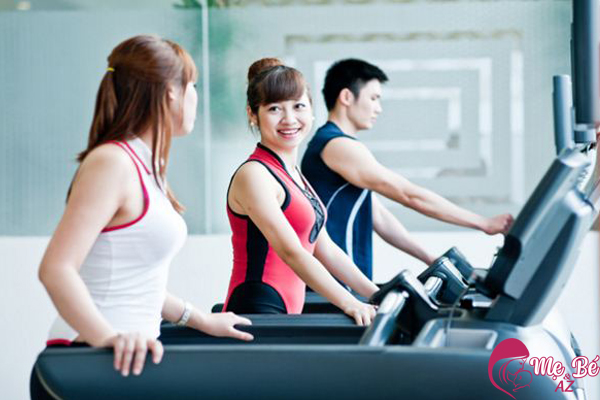 Chạy bộ trên máy