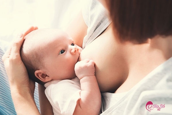 Số cữ ăn của trẻ sơ sinh