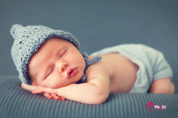 Cách Rèn Giấc Ngủ cho Trẻ Sơ Sinh Ngủ Ngày Thức Đêm Nhu cầu giấc ngủ của trẻ
