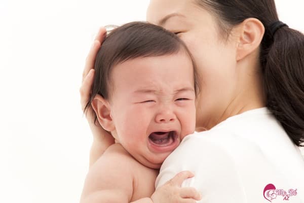 Trẻ Sơ Sinh Quấy Khóc Trước Khi Ngủ: Nguyên Nhân Và Giải Pháp Trẻ Sơ Sinh Quấy Khóc Trước Khi Ngủ: Nguyên Nhân Và Giải Pháp