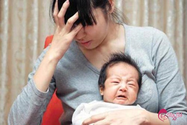 Nhưng trẻ khóc nhiều về đêm có liên quan tới hiện tượng khóc dạ đề