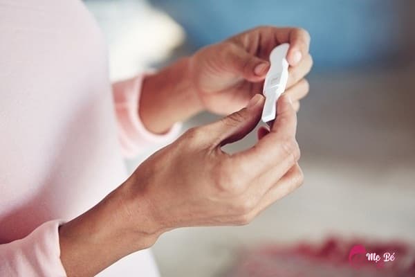 Hình ảnh que thử thai