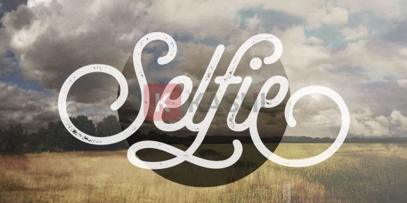 Font Selfie Regular