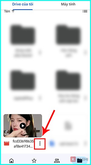 Click vào Dấu ba chấm bên cạnh Video mà bạn muốn chia sẻ