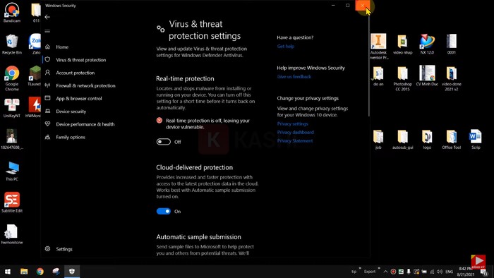 Chuyển “Real-time protection” về “Off”