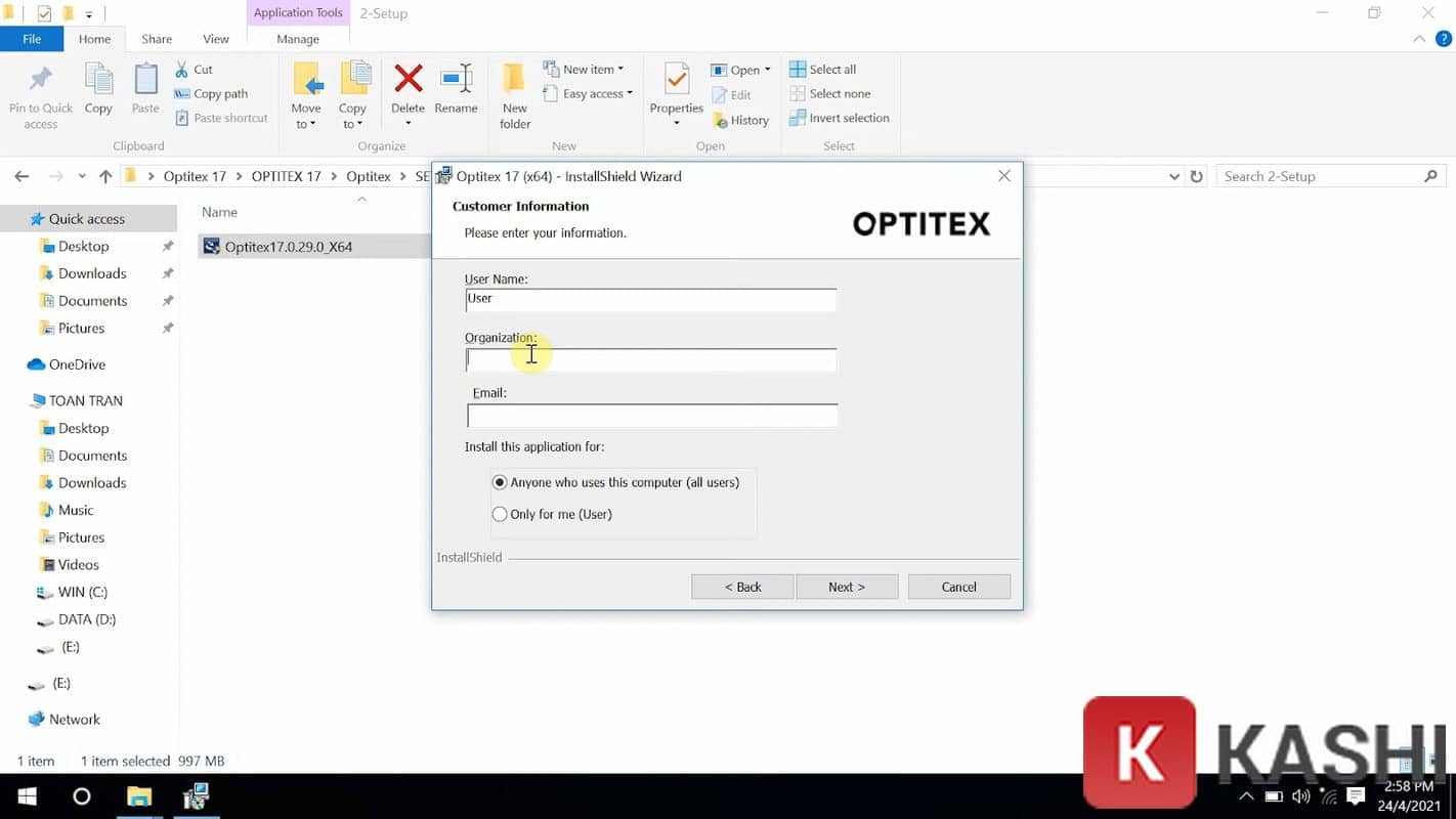 Nhập tên người dùng và email